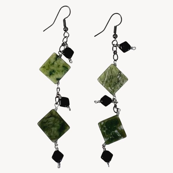 Handcrafted Green Jade & Black Onyx Dangle Earrings 4" BOHO Style EUC - Picture 2 of 3